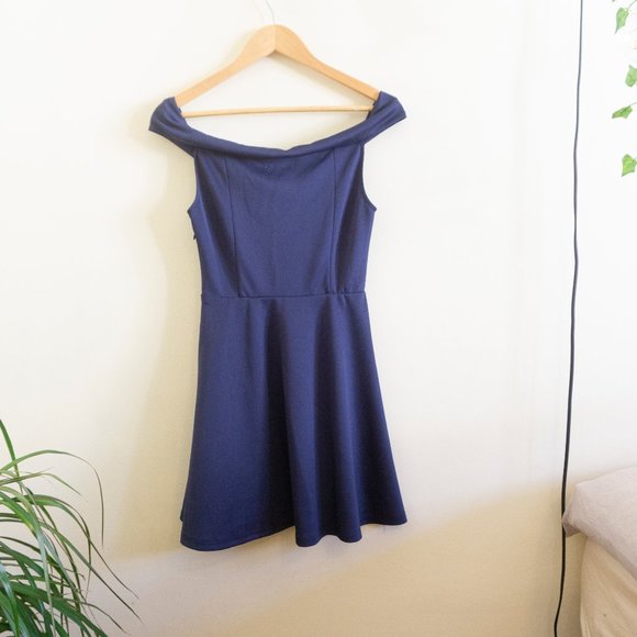 Never Let Go Dress in Steel Blue - Picture 4 of 5